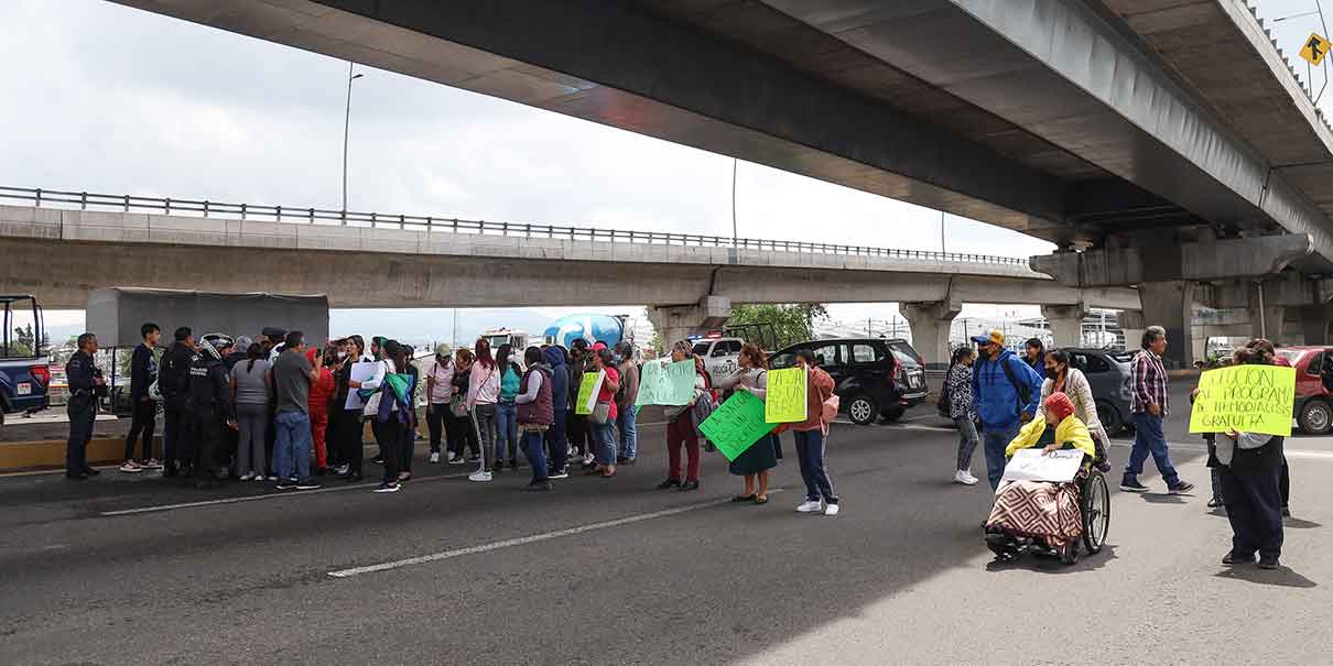 Bloqueo en la México-Puebla