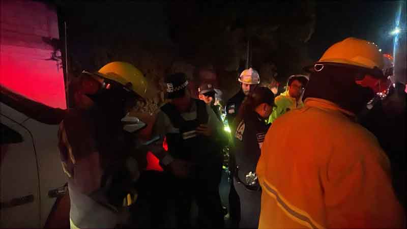 Gobierno de Puebla brinda atención oportuna a estudiantes tras volcadura