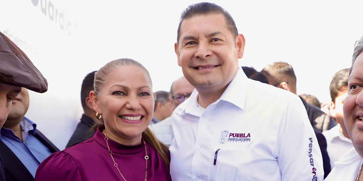 Yadira Lira con Armenta