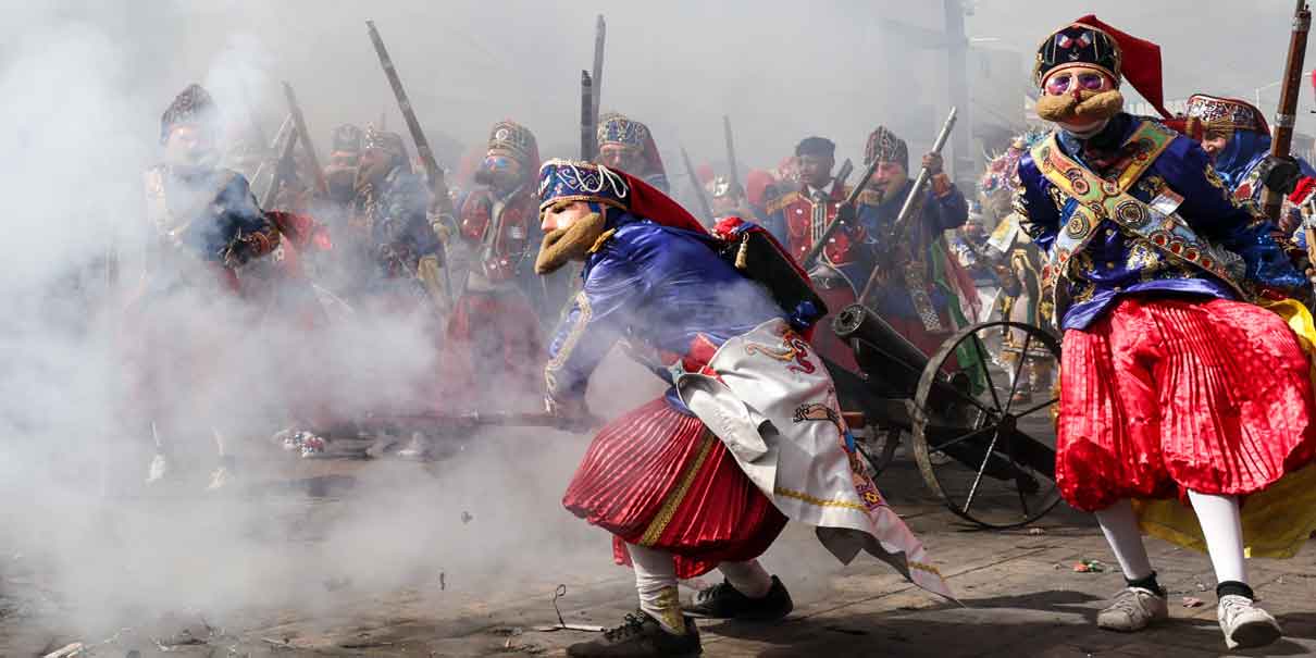 Pura fiesta, el carnaval de Huejotzingo sin Ley Seca