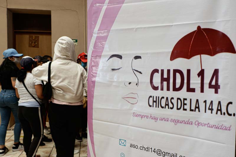 Chicas de la 14 rechazan cobro de piso y niegan vínculos con Fuerza 2000