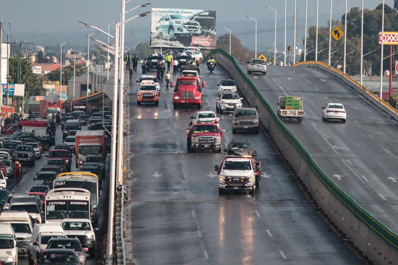 Carambola colapsa puente de la Central de Abasto de Puebla por más de seis horas