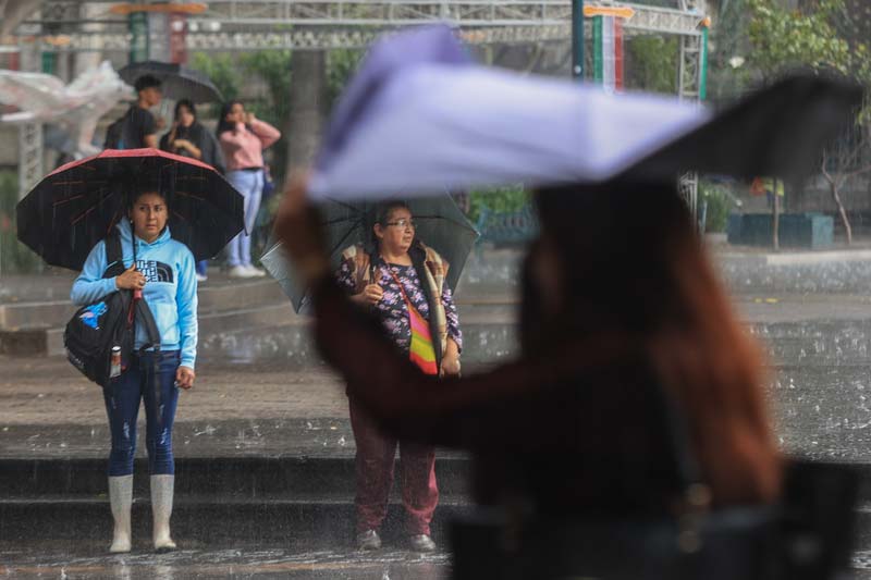 Puebla: lluvias y radiación UV extrema este sábado