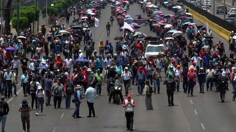 Paro nacional de la CNTE: bloqueos y marchas en CDMX y 20 estados este 13 y 14 de noviembre