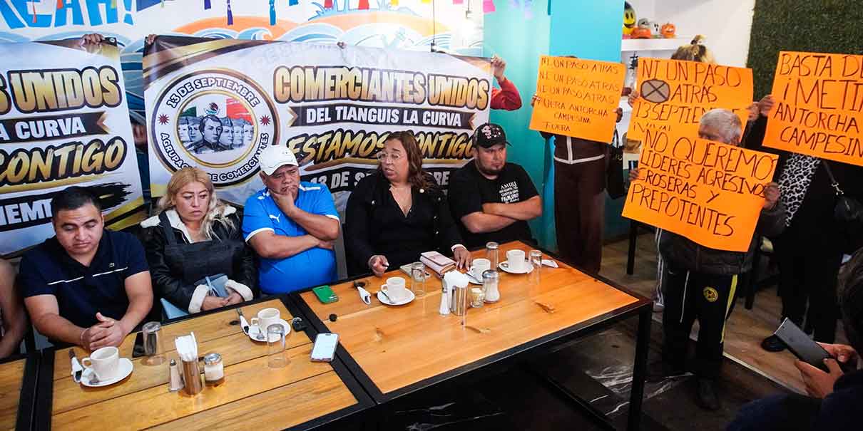 Comerciantes del Tianguis La Curva