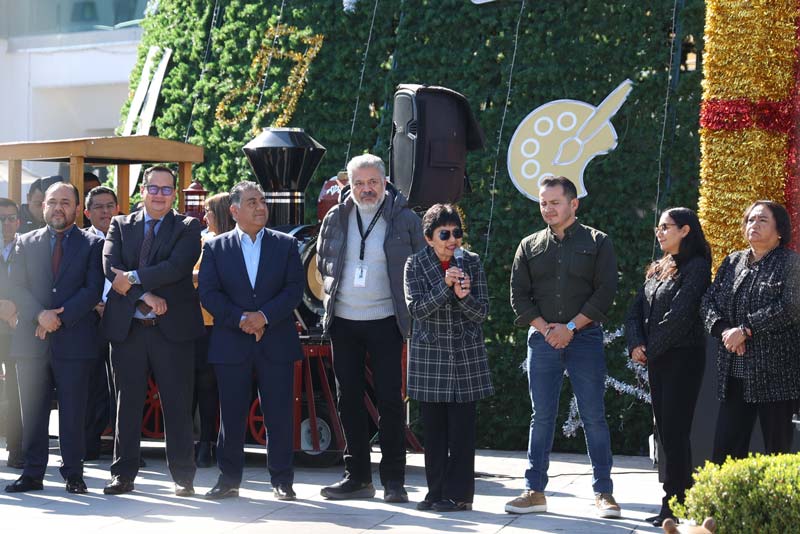 BUAP lleva 14 mil juguetes a comunidades poblanas por el Día de Reyes
