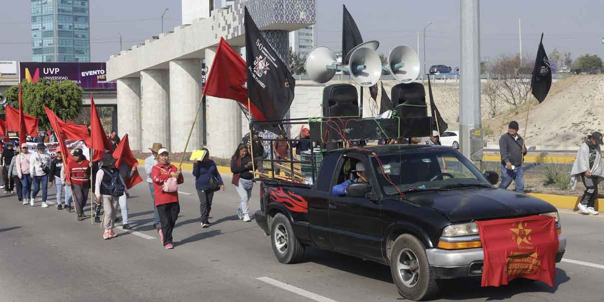 La 28 de Octubre insiste en que los dejen operar los taxis pirata