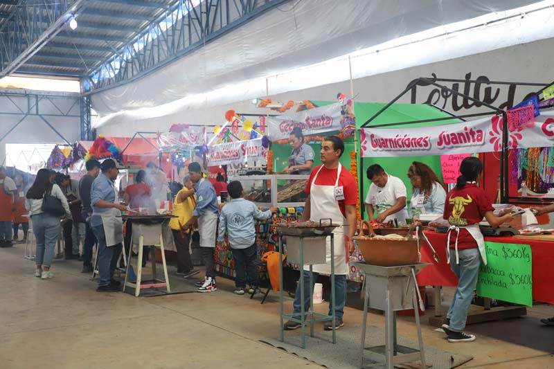 Más de 5 toneladas de cecina se venderán en Atlixco durante la Feria 2025