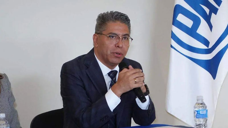 El diputado local reconoció la experiencia de Eduardo Rivera Pérez, pero señaló que el PAN decidirá si compite por la alcaldía de Puebla en 2027.