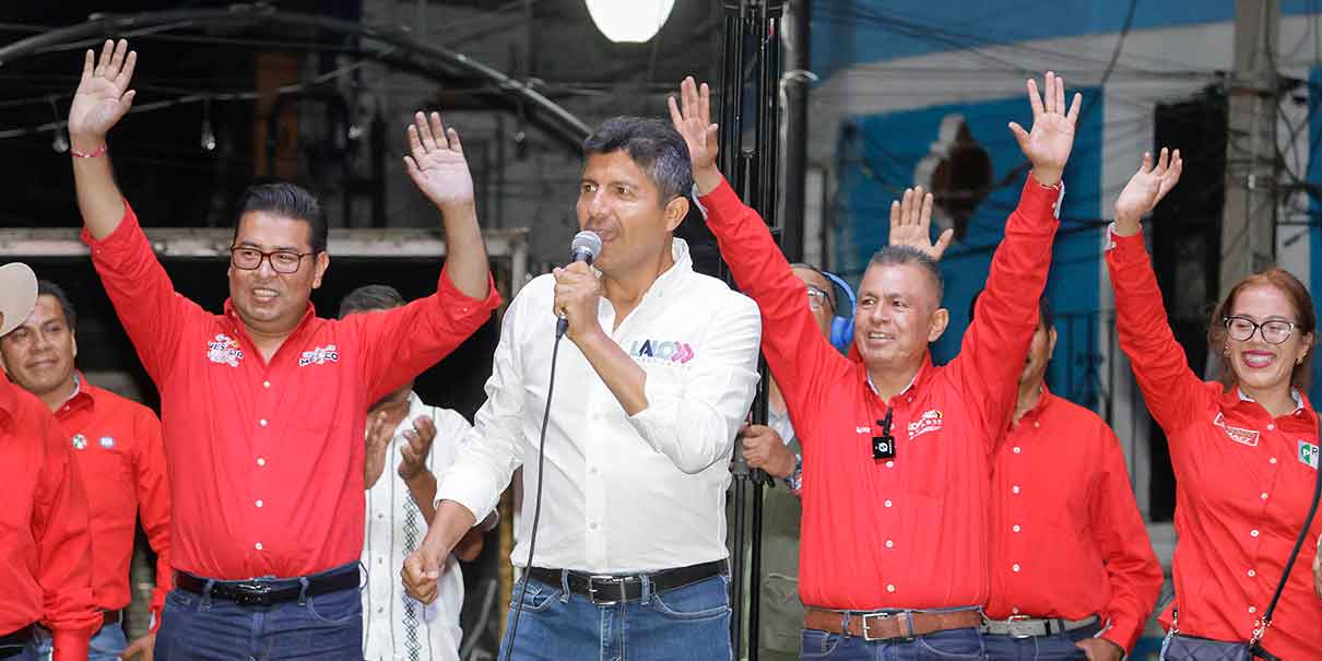 Eduardo Rivera con el PRI