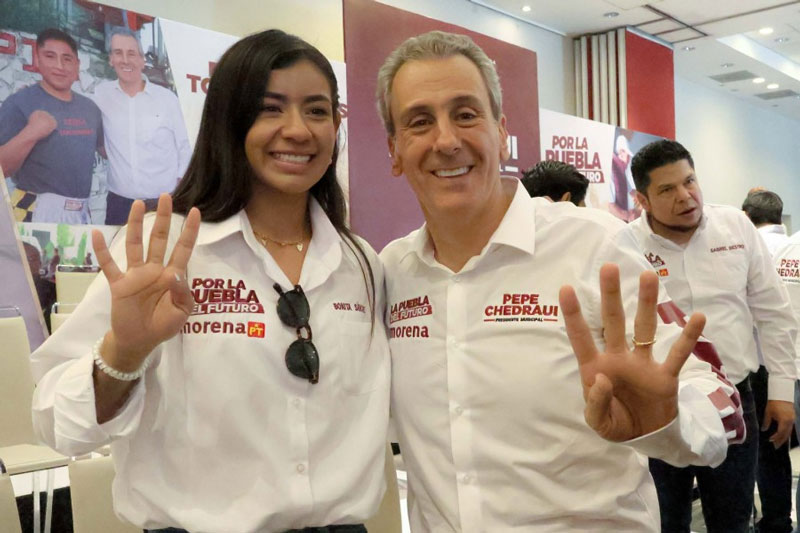 Andrés Villegas negó que Gaby “La Bonita” Sánchez emprenda una guerra sucia contra el alcalde Pepe Chedraui por las críticas al problema de los baches en Puebla.