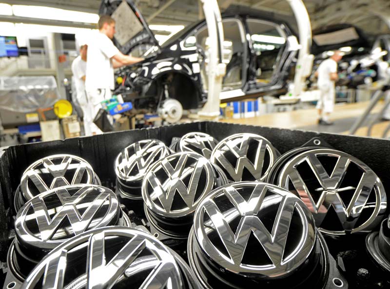 Coletazo laboral a 17 proveedoras por raquítico logro salarial de Volkswagen
