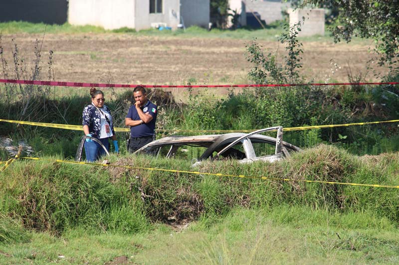 Hallan cuerpo calcinado dentro de un auto en Amozoc, Puebla; investigan posible ejecución
