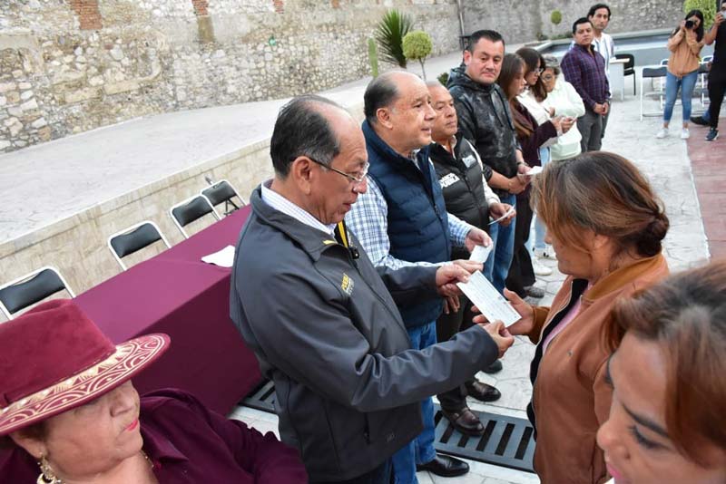 Gobierno de Puebla atiende a damnificados: 83 familias afectadas por explosión en Tepeaca
