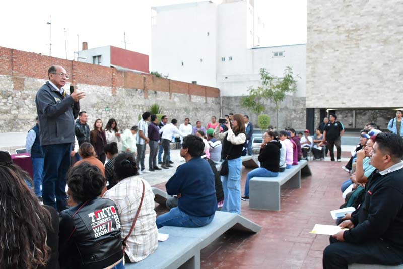 Gobierno de Puebla atiende a damnificados: 83 familias afectadas por explosión en Tepeaca
