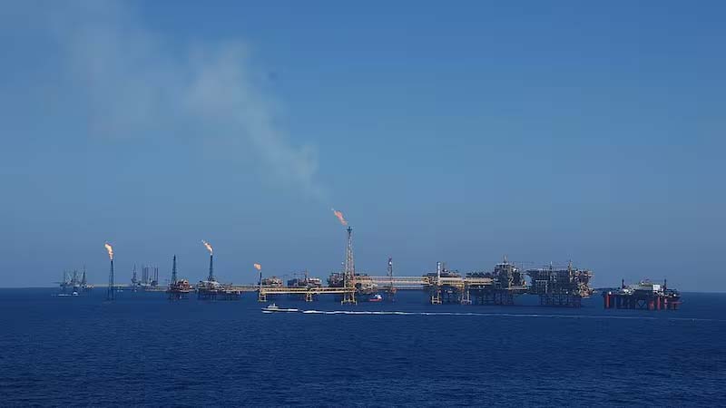 Cuba recibirá petróleo de México con permiso de Estados Unidos
