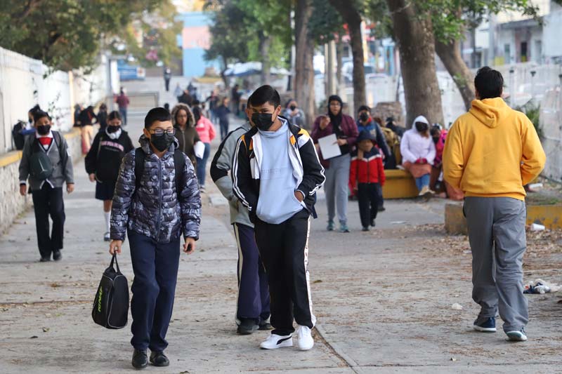 Este lunes inicia el horario invernal escolar para evitar enfermedades respiratorias