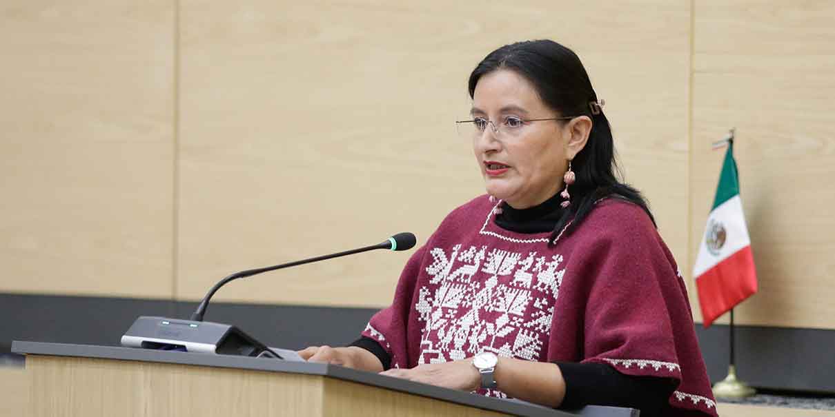 Esther Martínez