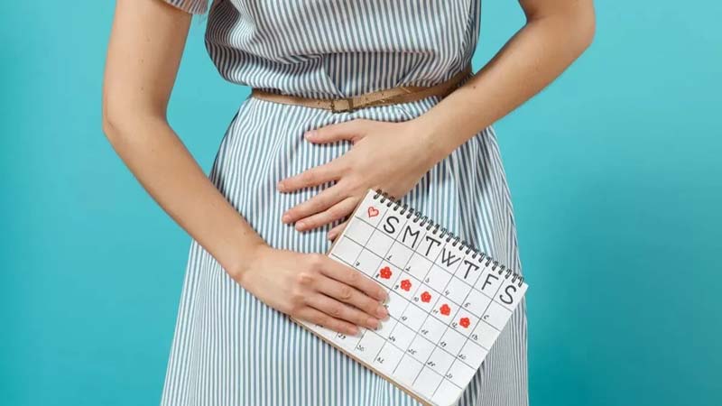 Ausencia laboral y clases en línea, los beneficios de la Licencia Menstrual