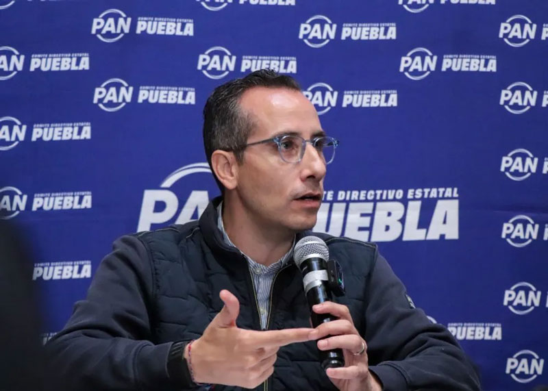 Mario Riestra Piña y Daniel Chimal encabezaron la reunión del PAN para definir el proceso interno rumbo a las elecciones de 2027 en San Pedro Cholula.