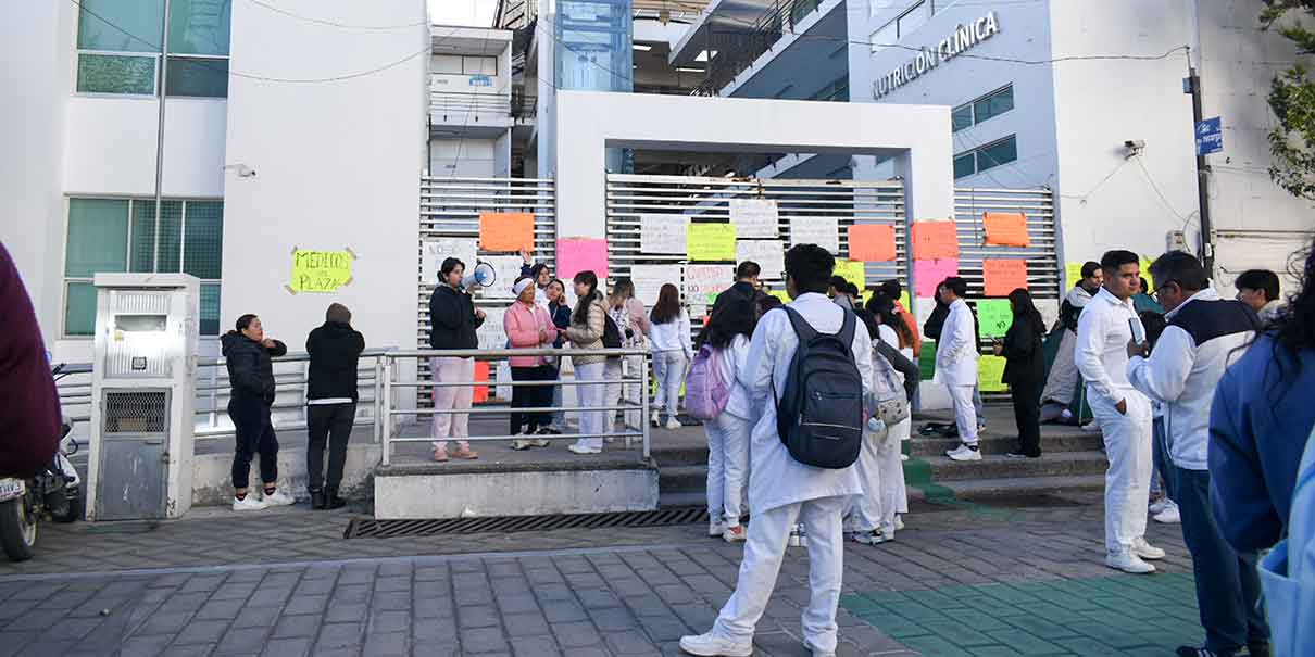 Protestas en Medicina BUAP