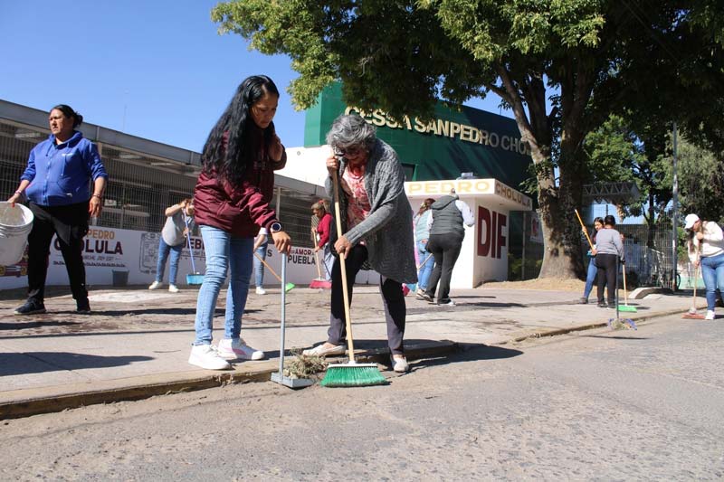 Mejoran entorno urbano en Cholula con faena encabezada por Lupita Fernández