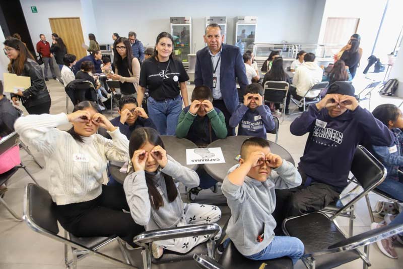 Infancias poblanas exigen entornos digitales seguros en foro “ImagiNNAcción”