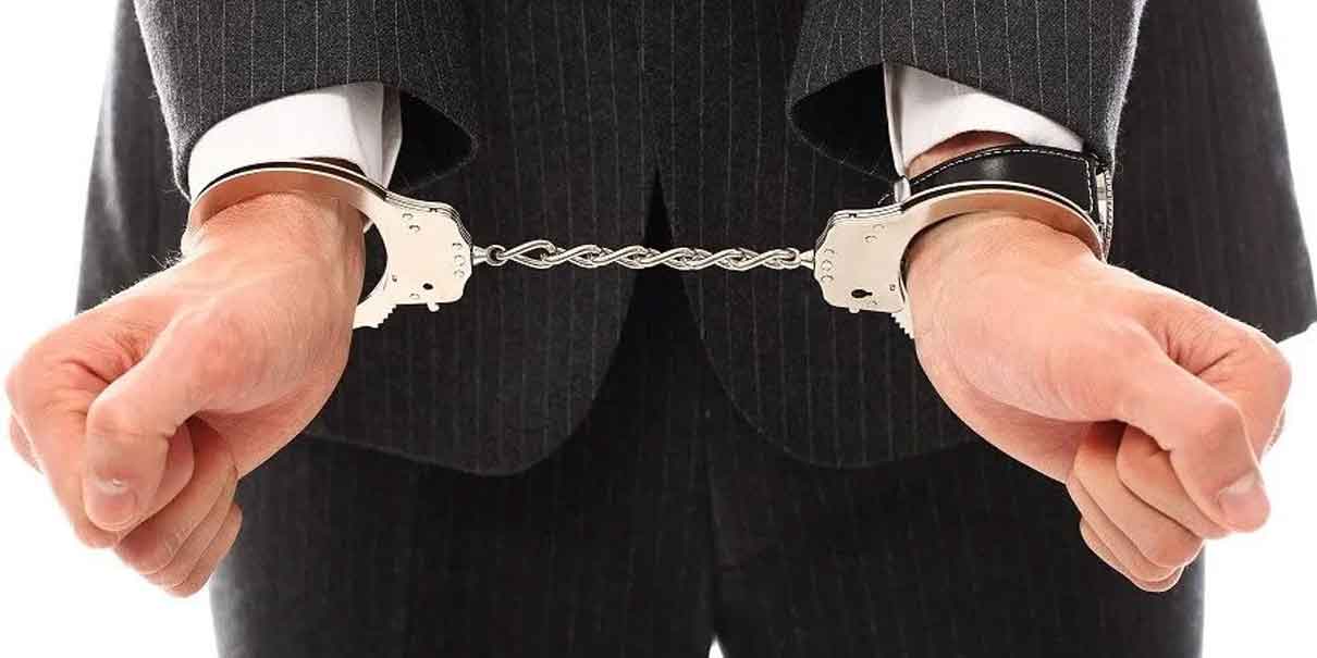 Funcionario estatal enfrenta proceso penal por corrupción