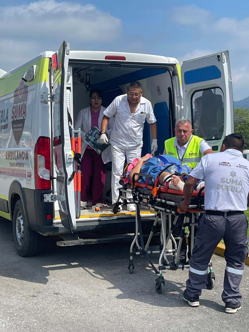 Paciente con riesgo de preeclampsia trasladada con éxito al Hospital de la Mujer en Puebla