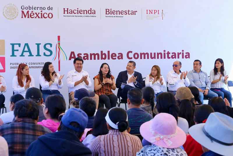 Gobierno Federal y Estatal reconocen derechos indígenas con inversión histórica en San Miguel Canoa