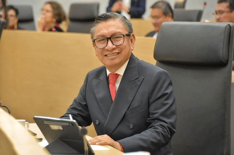 El diputado del PT, José Luis Figueroa Cortés, habló sobre la relación entre el PT y Morena en Puebla.