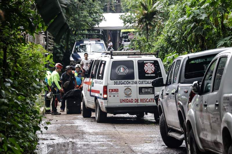 Localizan dos cuerpos en la Gruta de Chichicazapan; continúa la búsqueda de una persona