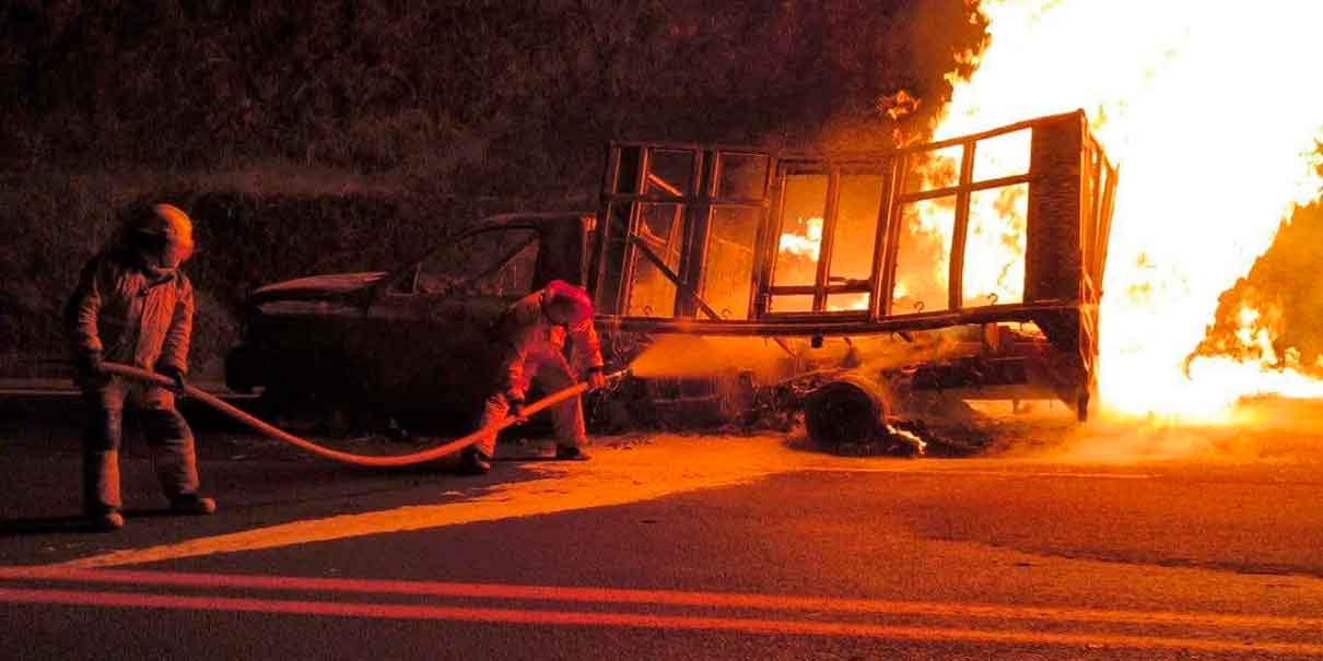 Incendio en autopista