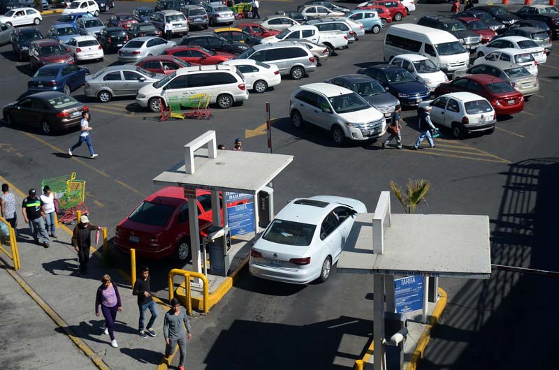 Estacionamientos seguros y tarifas claras, la iniciativa del PVEM