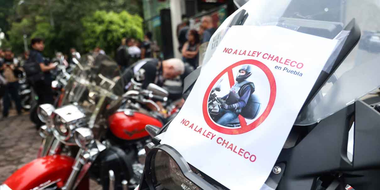 Motociclistas mantienen rechazo a la ley de regulación, mantienen protesta en el Congreso