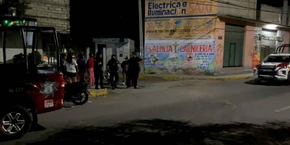 Pobladores de Santa María Coapan retienen y golpean a menor acusado de robo