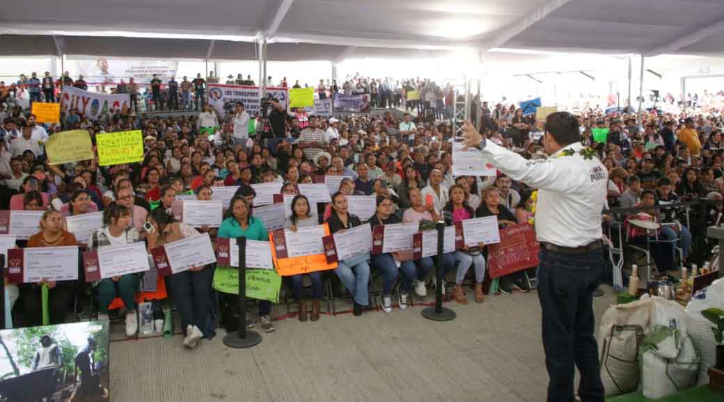 Armenta entrega 30 mdp en obra social para pueblos de la Sierra Nororiental