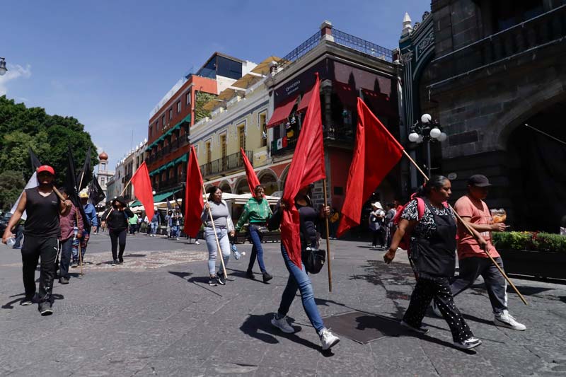 La 28 de Octubre tomó las calles capitalinas y negó la quema de autobús del RUTA