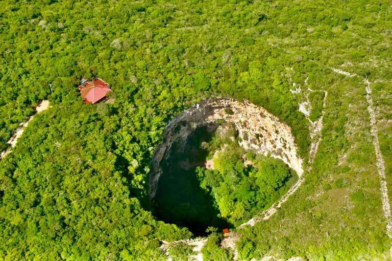 Conoce la Cueva de las Cotorras, la maravilla natural de Chiapas con vuelo de miles de aves y pinturas rupestres