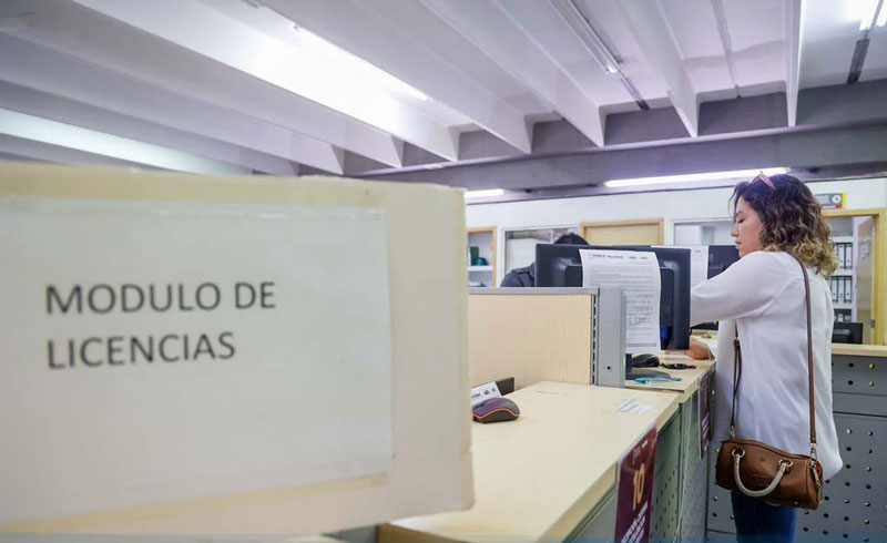 No es indispensable tener una cita previa para solicitar la licencia de conducir, de acuerdo con la información oficial vigente.