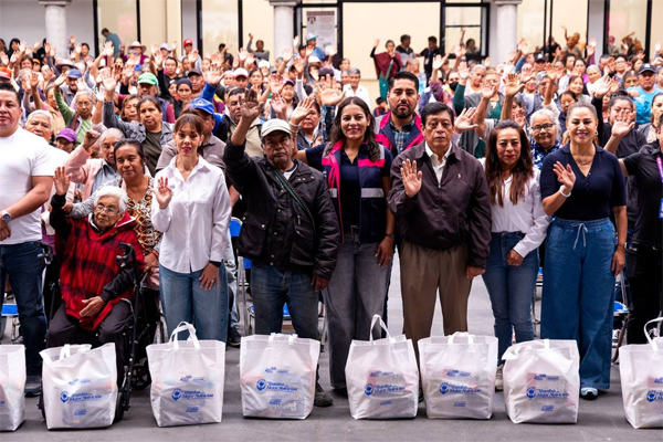 Lupita Cuautle, encabezó la Tercera Entrega de Apoyos Alimentario