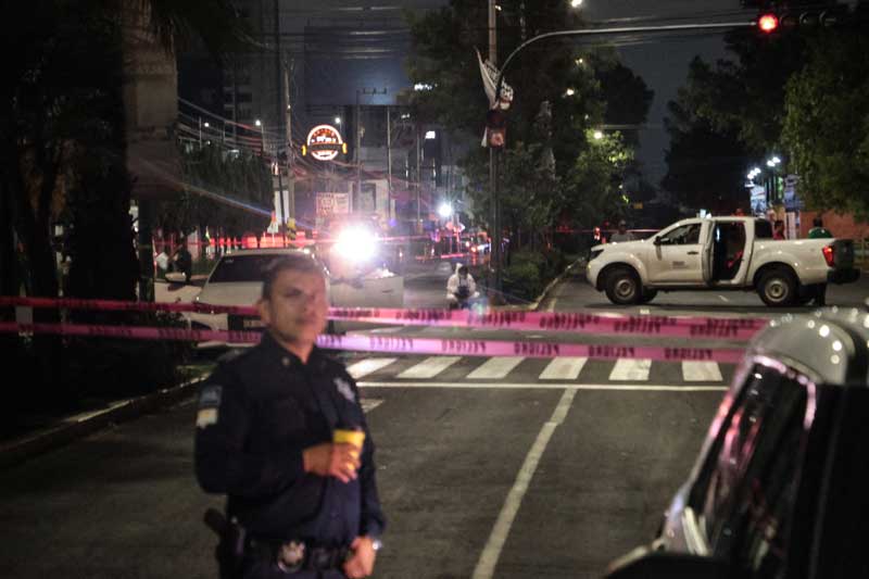 Asesinan a dueño del Foxies Sport Bar en ataque armado en Zavaleta