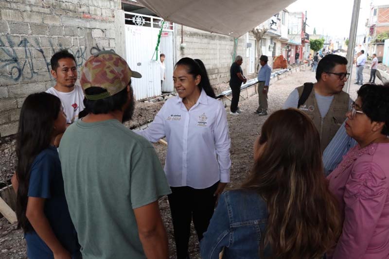 Más obras de pavimentación en Atlixco, ahora en la colonia Revolución