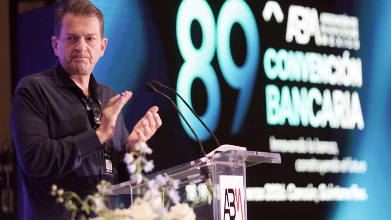 México hará obligatorio el pago digital en gasolina y casetas este año