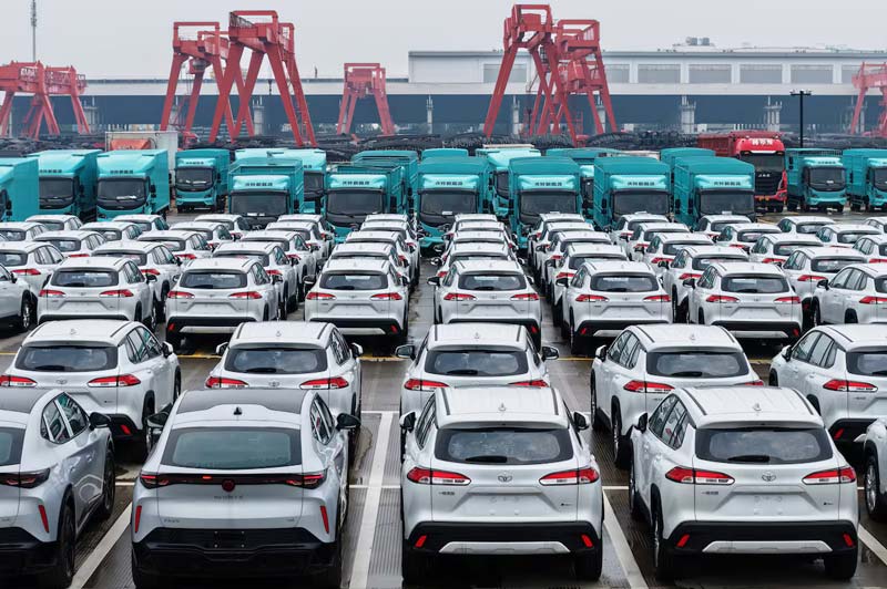 México plantea aranceles de hasta 50% para proteger industria frente a productos chinos
