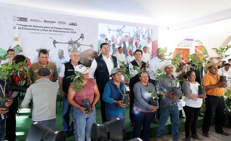Armenta fortalece el campo en Cuautinchán con fertilizantes, maquinaria y obras comunitarias