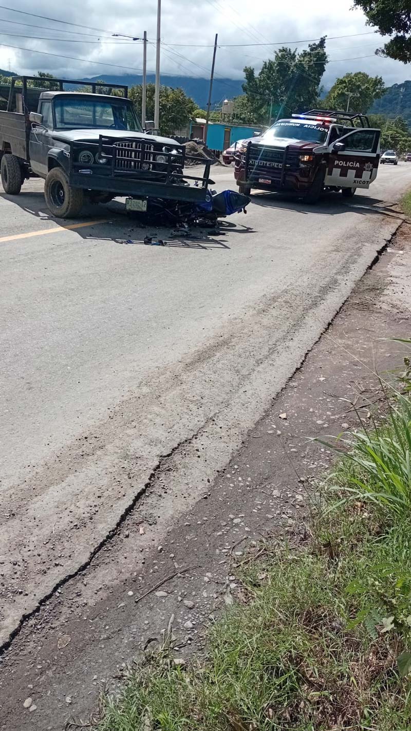 Choque en la Pachuca–Tuxpan deja motociclista con fracturas