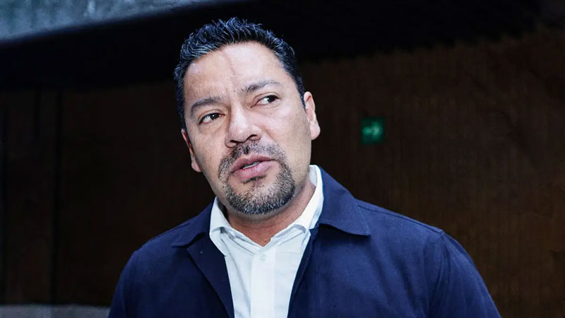 Andrés Villegas Mendoza pidió al sobrino del gobernador Alejandro Armenta valorar su retiro de la contienda de Morena en Izúcar de Matamoros.