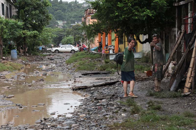 La ayuda a damnificados debe ser directa, sin politizar: Artemisa