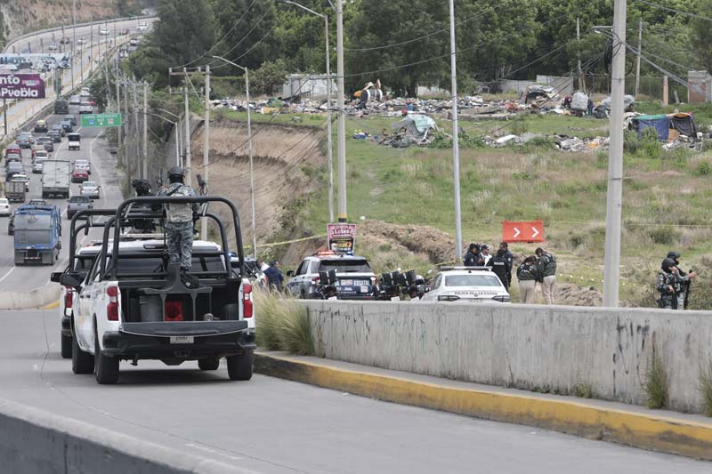 Encuentran restos humanos calcinados en el Periférico Ecológico; investigan vínculo con caso previo